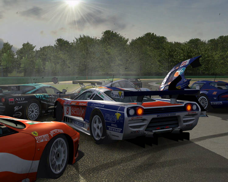 GTR 2: FIA GT Racing Game - screenshot 2